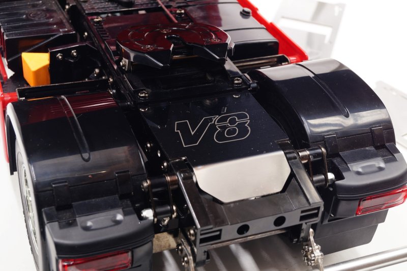 SP Chrome Backplate / rear cover V8 MAN 4x2 and 6x4