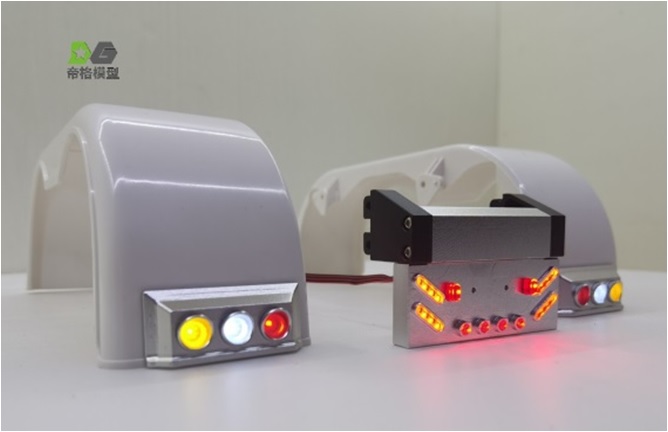 King Hauler Tail Lights, 3 Piece
