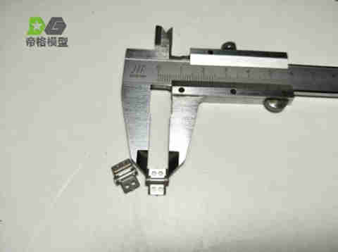 DMW - Hinge set of 6