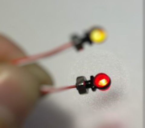 DMW 100-5-R CNC marker light x 2