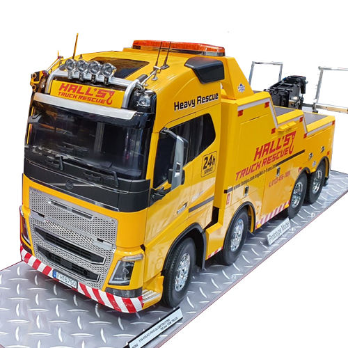 Tamiya Volvo FH16 8x4 Tow truck